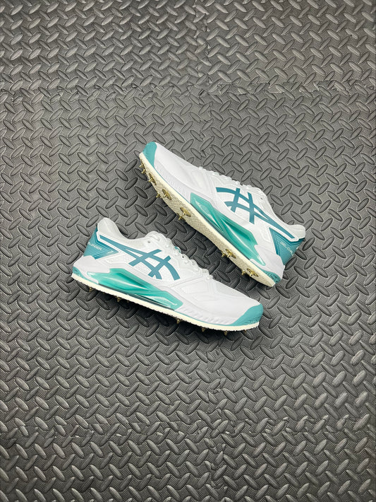 Asics Gel Challenger 13 Spiked Trainers
