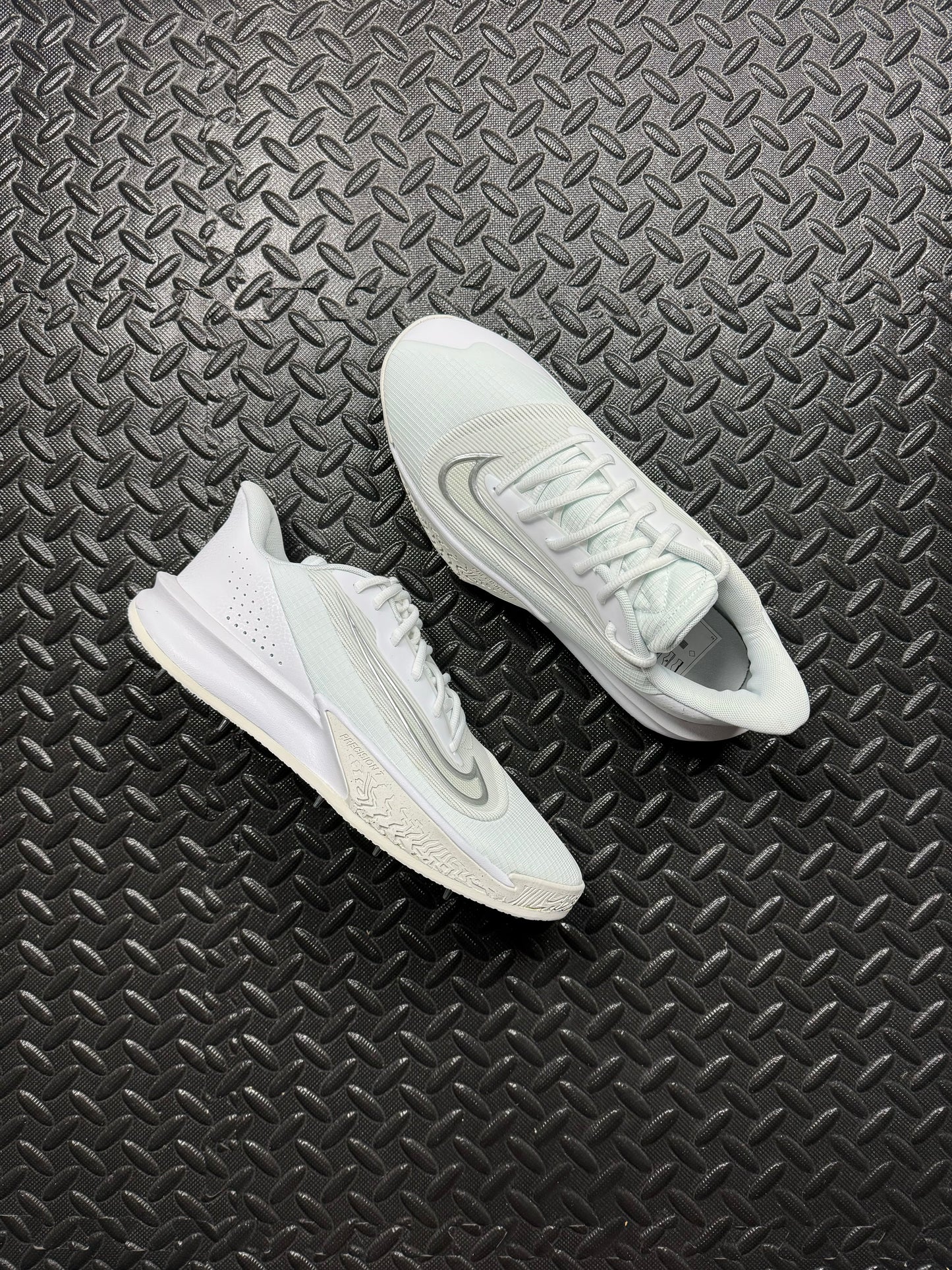 Nike Precision 7